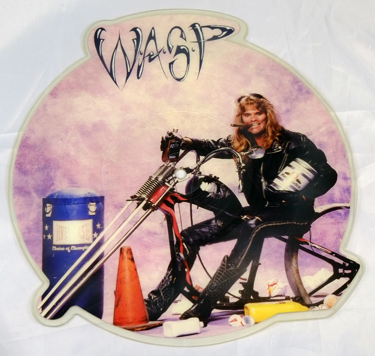 High Resolution Photos of wasp mean man picture disc 